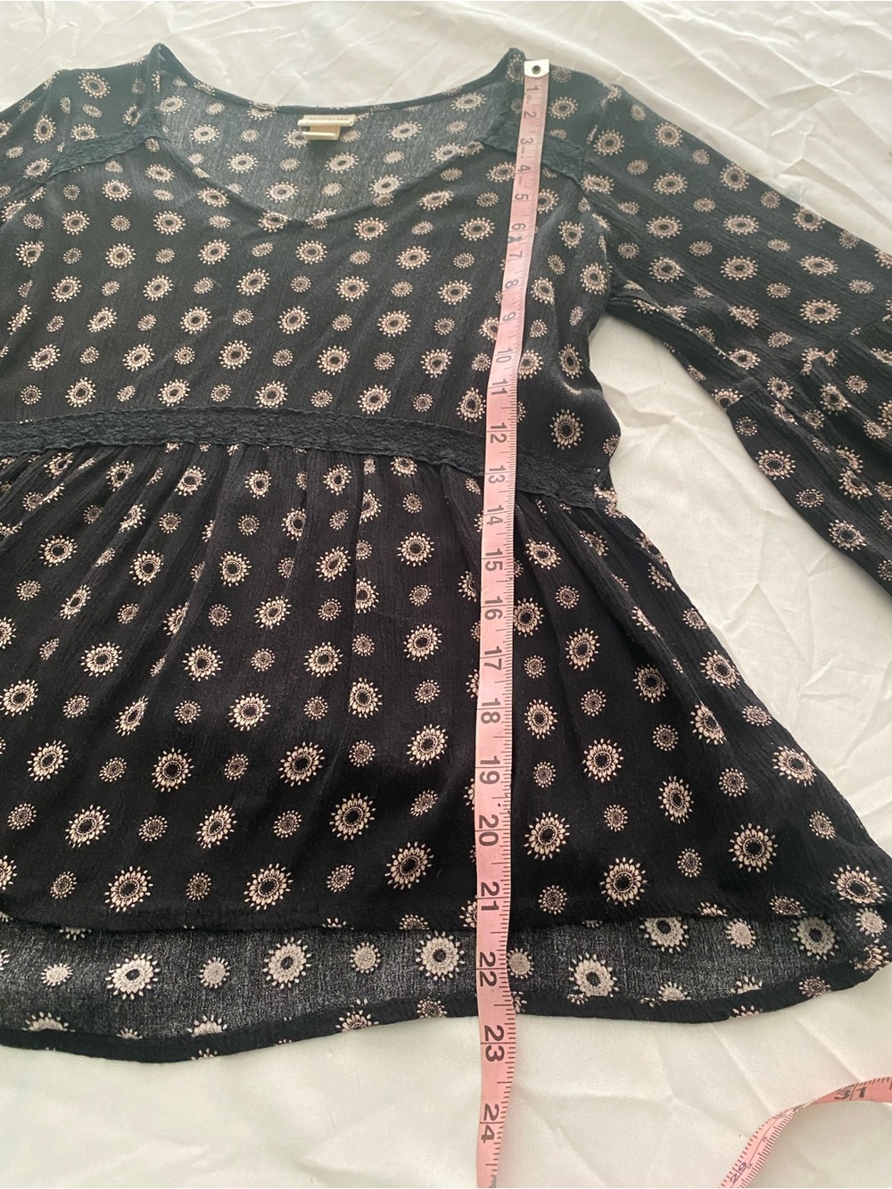 Peplum V-Neck Floral Dot Blouse - Black/Cream - Picture 7 of 11